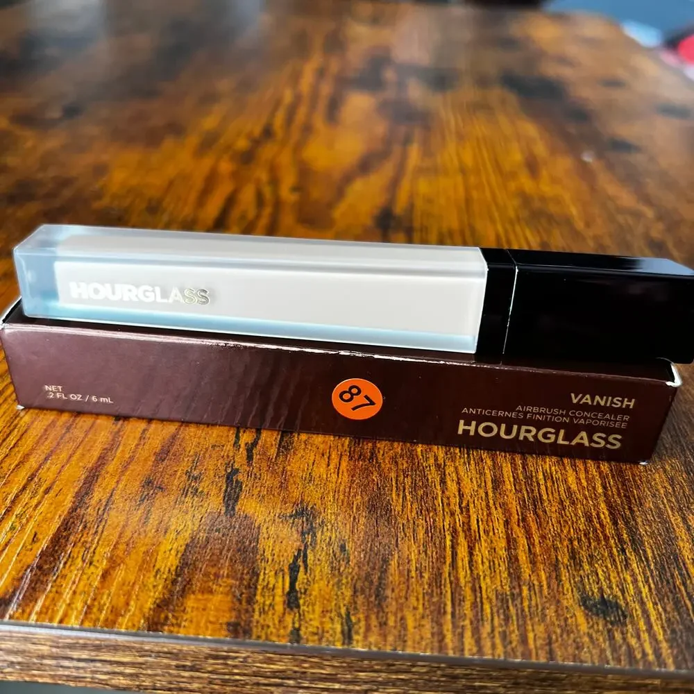 Hourglass Vanish™ Airbrush Concealer | Ecru 3.3